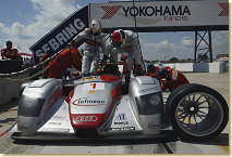 Pitstop of the Infineon Audi R8 #2 driver change Kristensen to Pirro